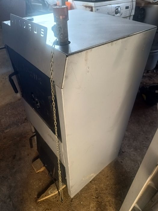 Продам котли твердопаливні Viadrus