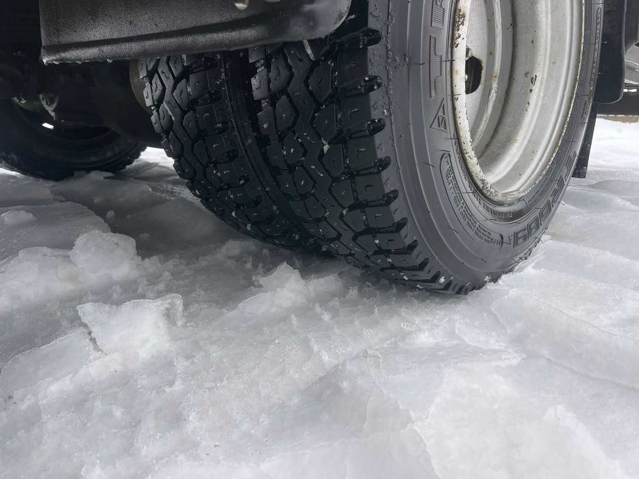 Продаю евакуатор