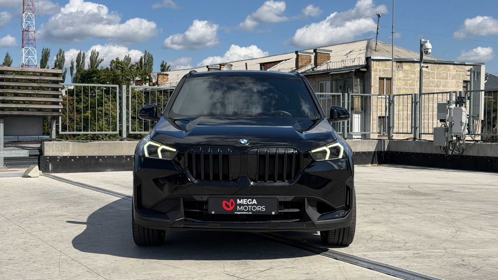 2023 BMW X1 x drive 28I