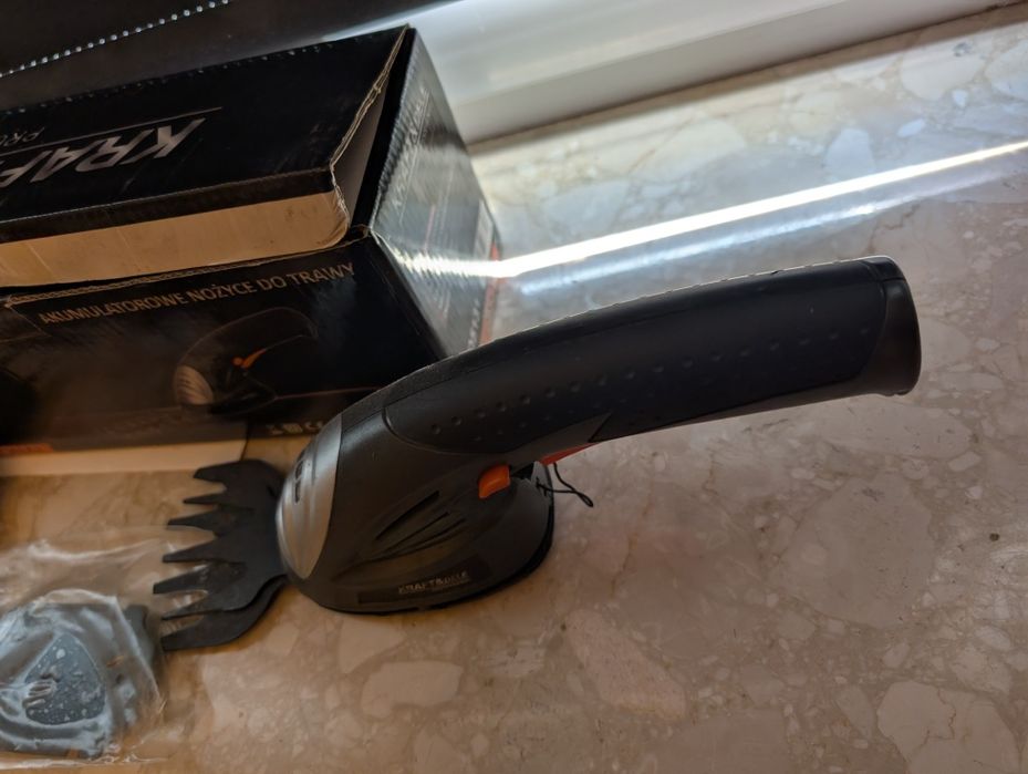 nożyce elektryczne do żywopłotu akumulatorowe