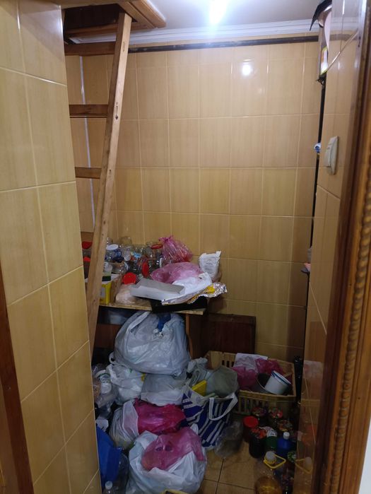 ПРОДАЖ 3-х кімнатного будинку з сучасним ремонтом недалеко від центру!