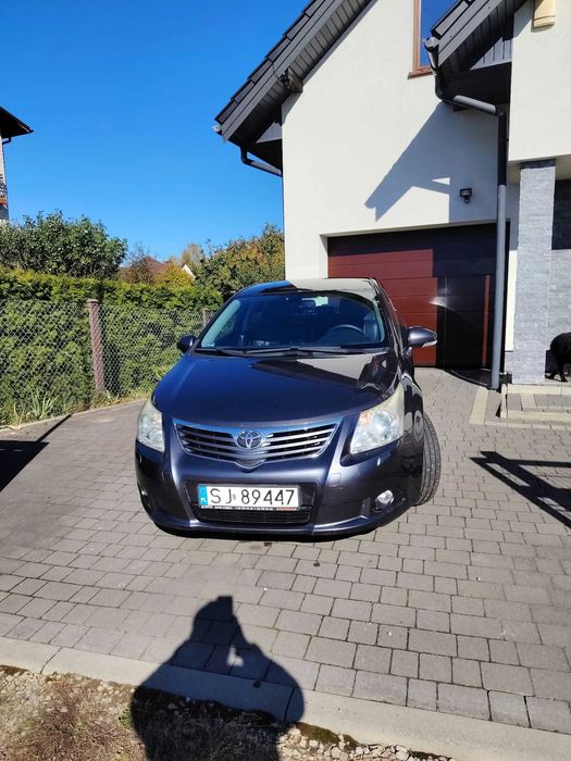 Toyota Avensis 2010