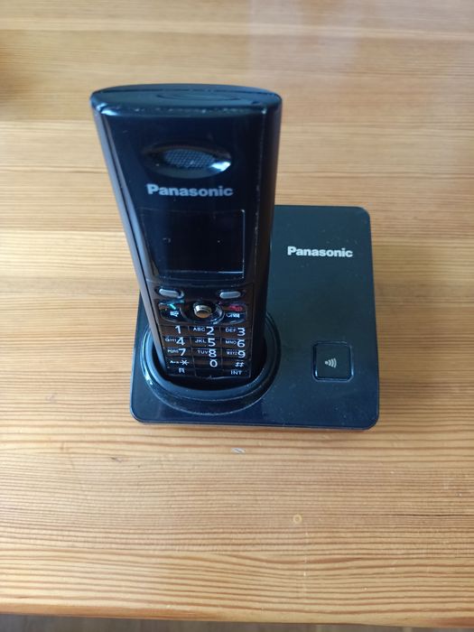 Telefon bezprzewodowy Panasonic KX-TG 8200