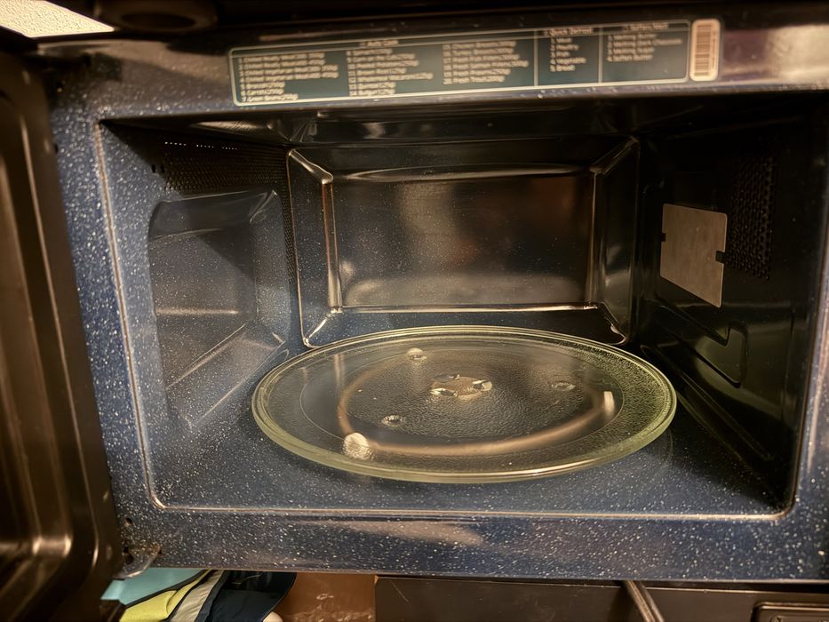 Forno Micro-ondas Samsung (como novo-mudança de casa)