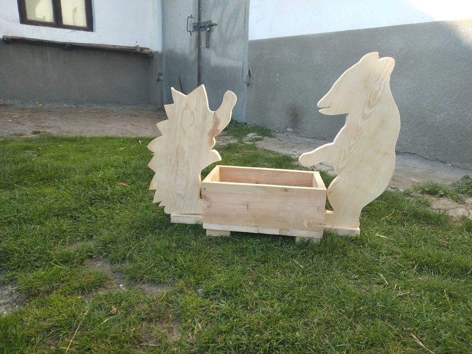 Doniczki ogrodowe ozdobne