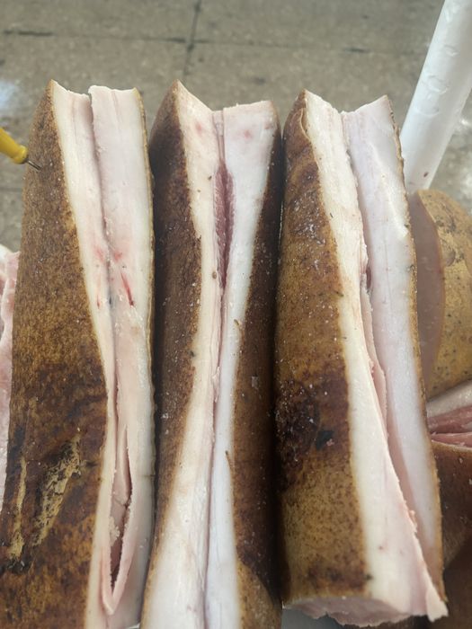 Домашнє сало на соломці