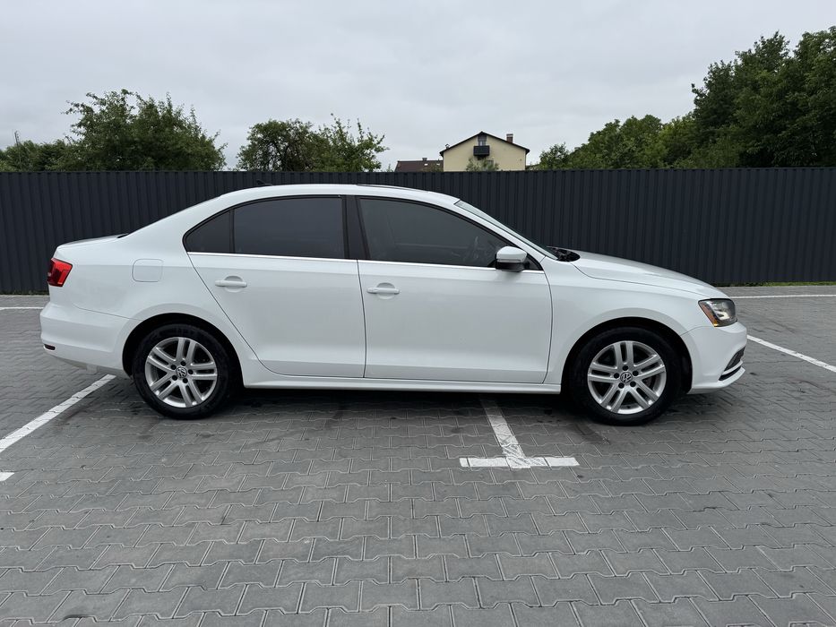 Volkswagen jetta 2015 года