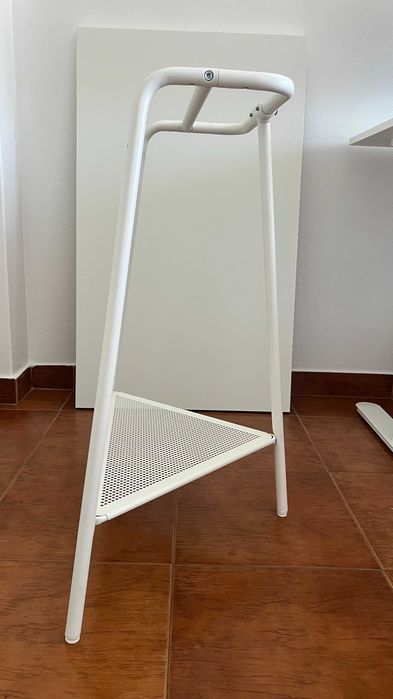 Cavalete/pé de metal IKEA