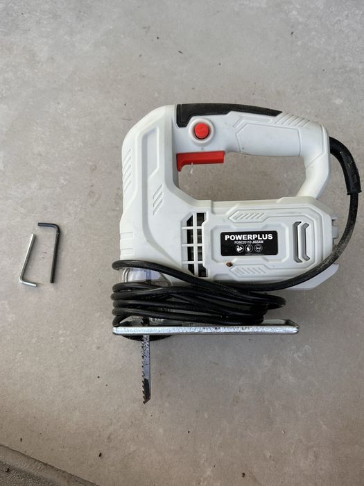 Serra Tico-Tico Elétrica Powerplus POWCG1010