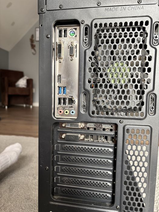 Komputer I3-8100/gtx1050 ti 4gb/12gb ram