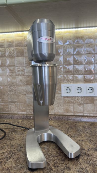 Миксер милшейкер  mixMaster