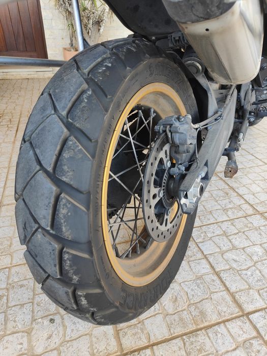 CFMoto 800mt Touring + Mala Shad Tr48