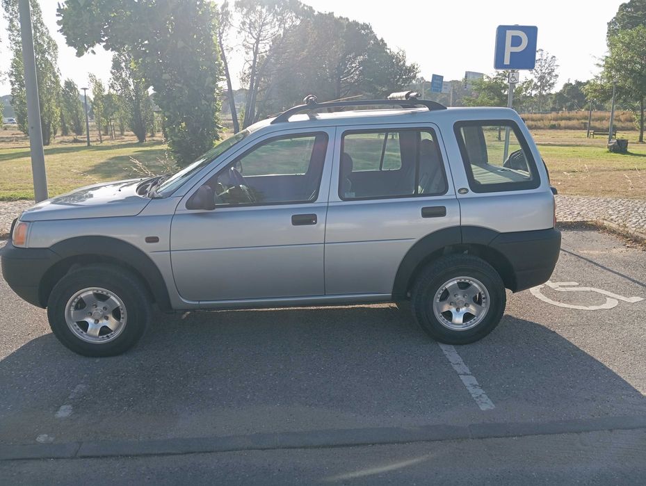 Land Rover Freelander 2.0 Di (98 cv)