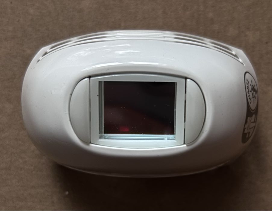 Продам фотоепілятор б/у в чудовому стані Remington i-LIGHT IPL6780