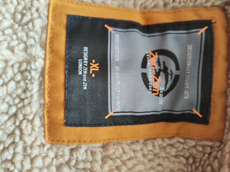 Продам рыжую парку ,мужскую