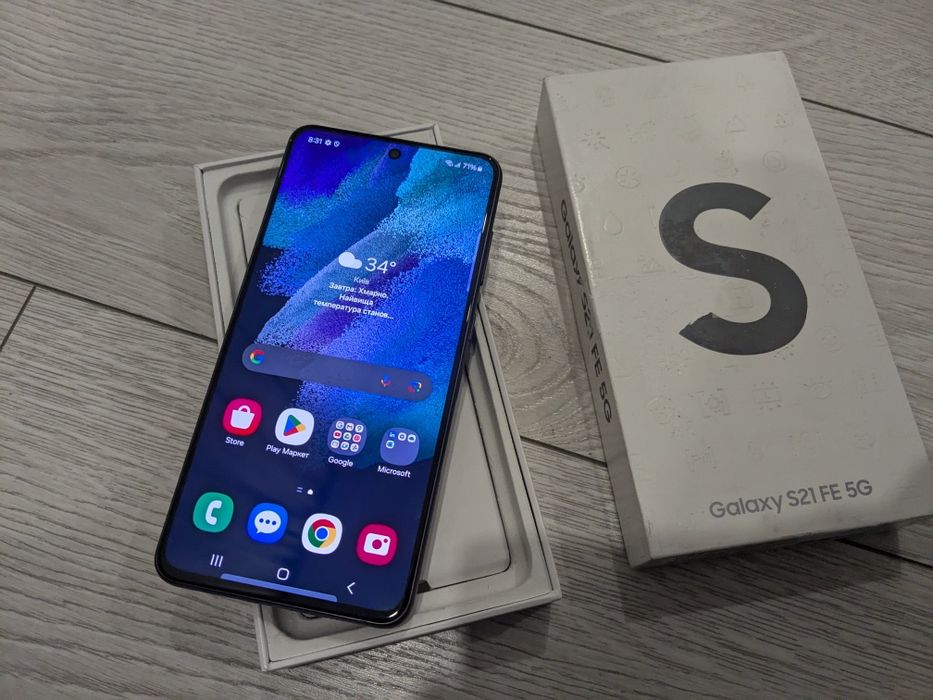 Новый Samsung Galaxy S21FE 5G 6/128гб  SM-G990U2 graphite