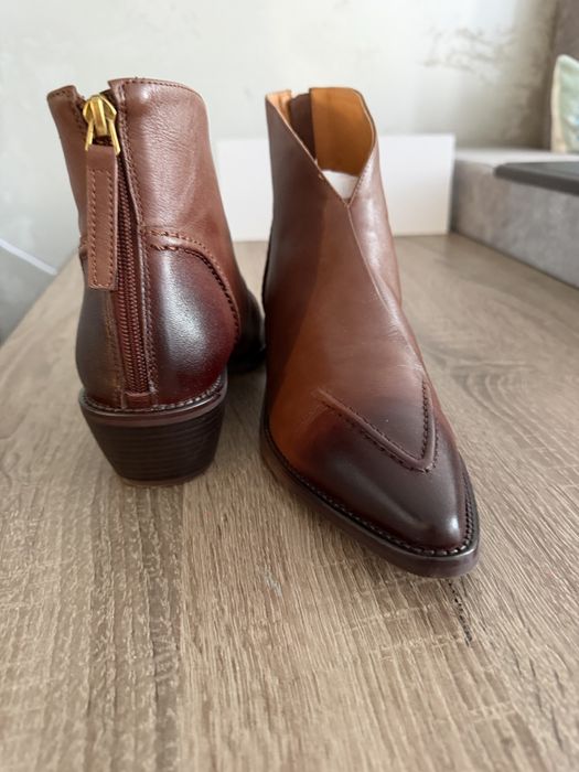 Жіночі ботильйони козаки з натуральної шкіри, розмір 37