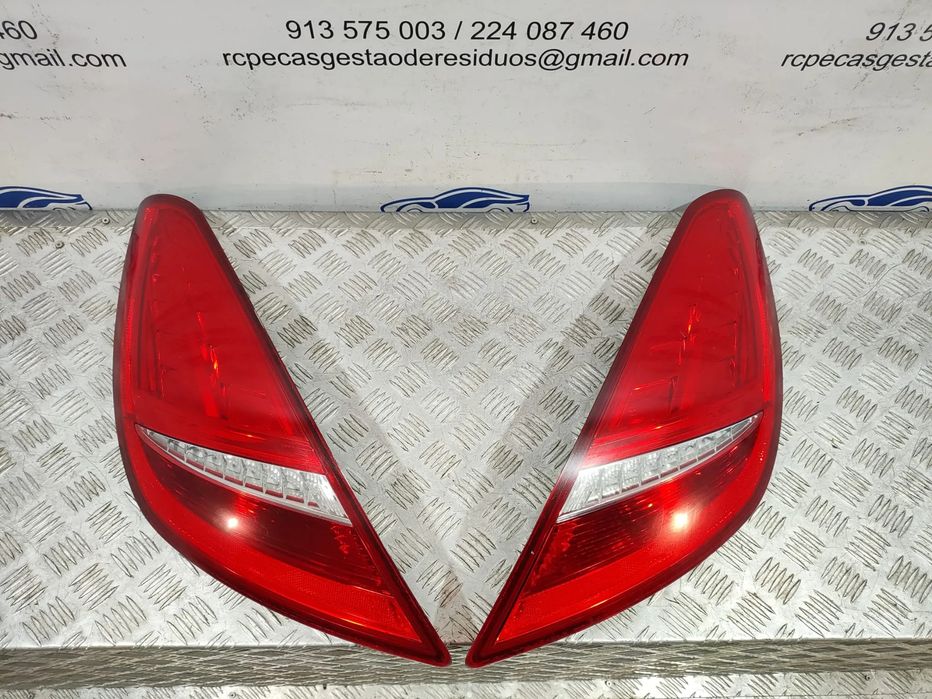Farolins Farolim Traseiro Trás Esquerdo Direito Originais LED Peugeot