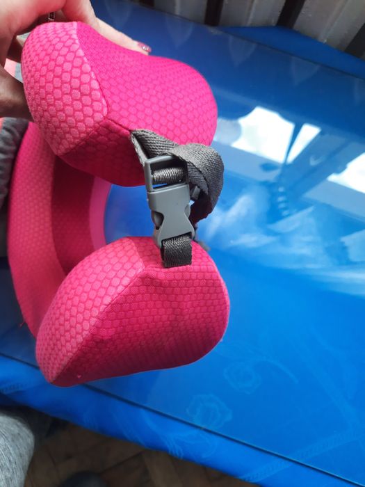 2 szt kołnierze podróżne -jeden gratis