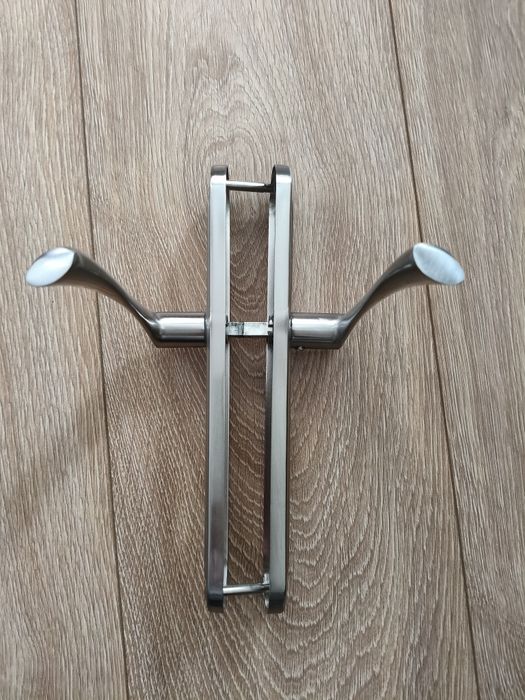 Zestaw klamek do drzwi