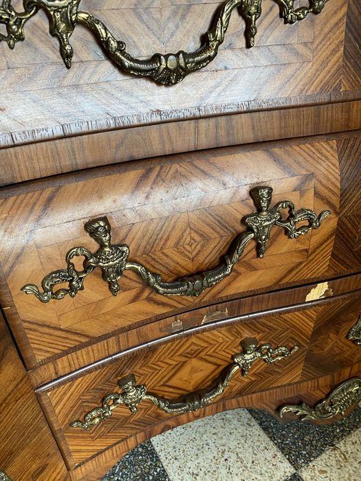 Cómoda Estilo Luís XV