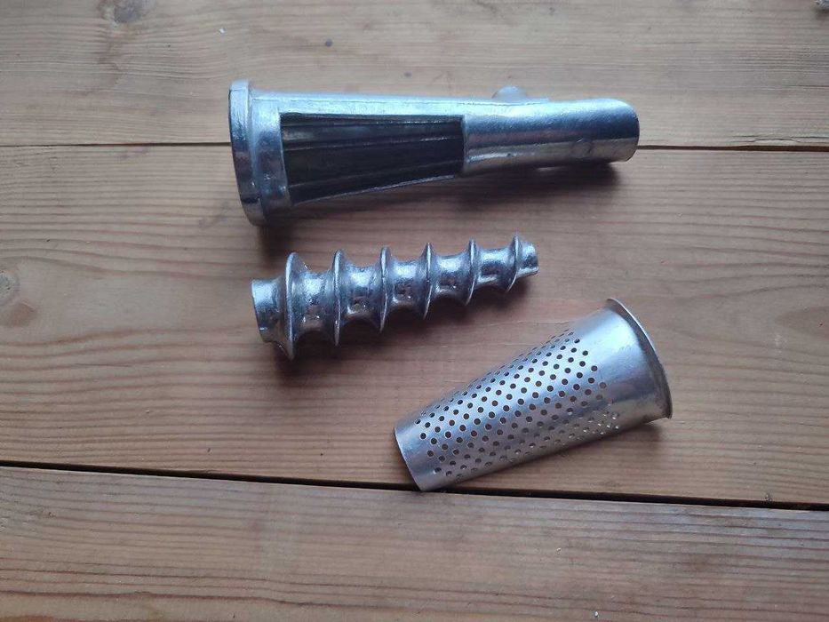 Насадка соковыжималка для томатов мясорубки Белвар КЭМ-36 и КЭМ-П2У