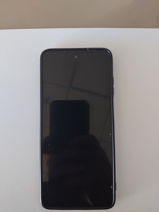Motorola Moto g32 6/128 стан нового + 3 чохли