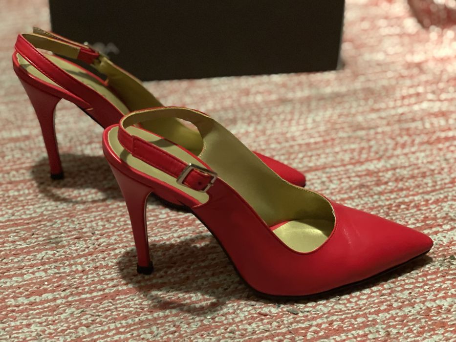 Sapatos Mule Novos Inoa - 38