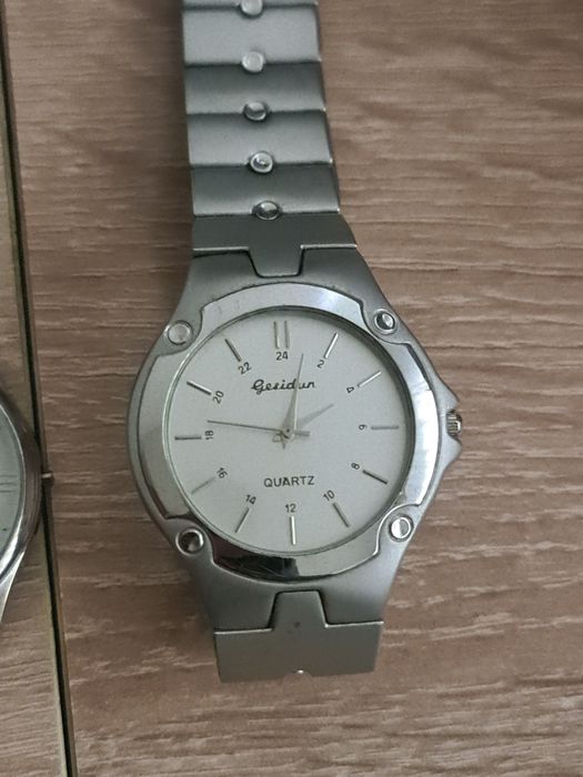 Vendo estes Relógios