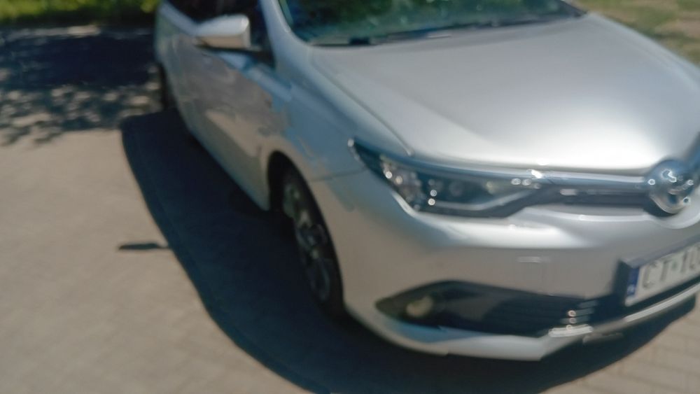 Toyota Auris Hybryda