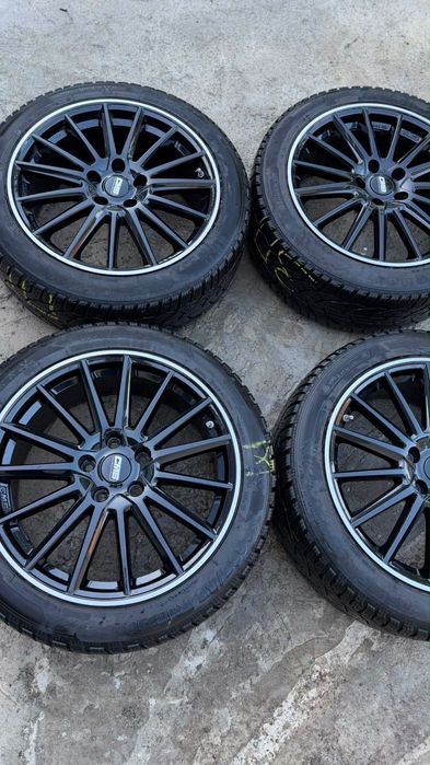 Продам комплект колёс в отличном состояние, размер R18  разболтовка колес 5.114.3