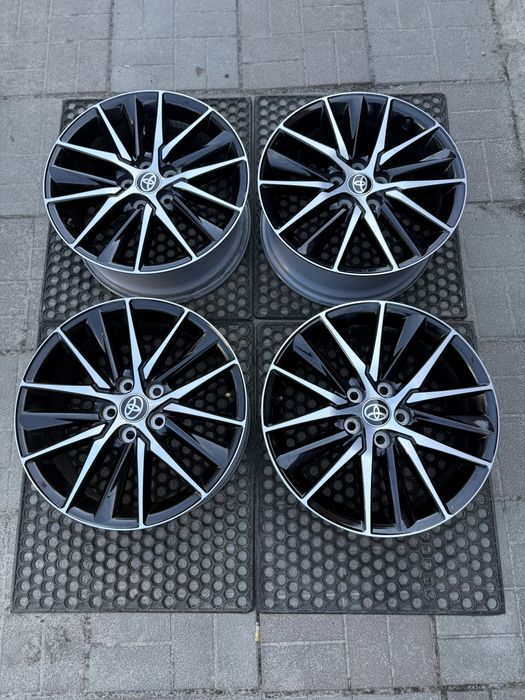 180 223 Оригінальні диски Toyota camry 70 rest lexus 5x114,3 R18