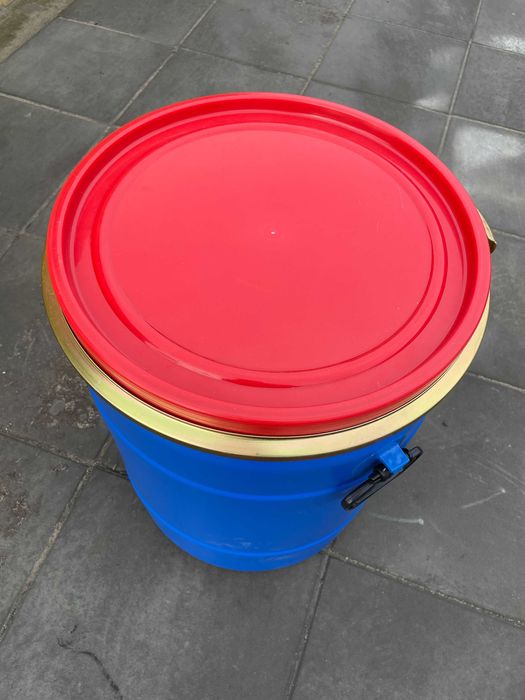 Beczka plastikowa 96L