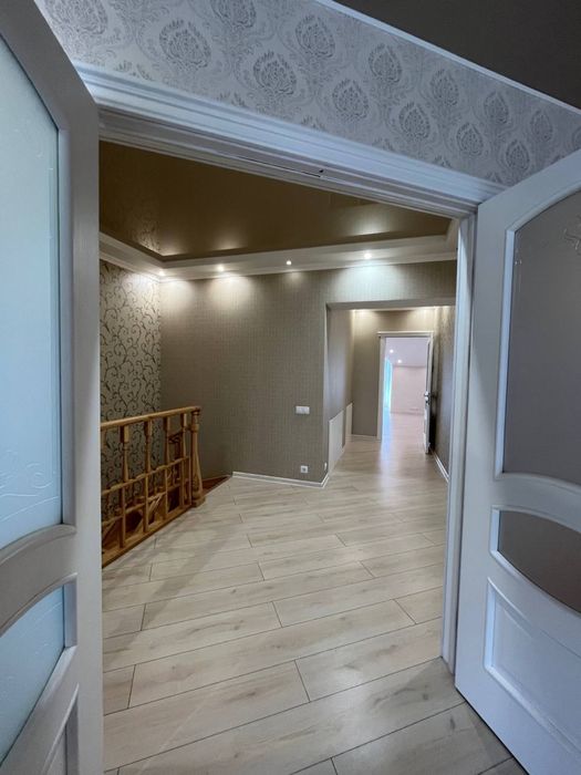 Продаж, 4 кімнатної 2 - рівневої квартири (Кузнецька) Заводський  7#2