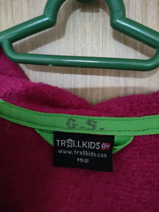 Bluza z kapturem 152 cm