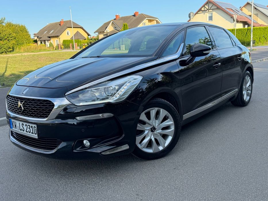 DS Automobiles DS 5