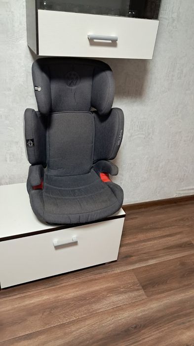 автокрісло дитяче за 2 шт. 2500