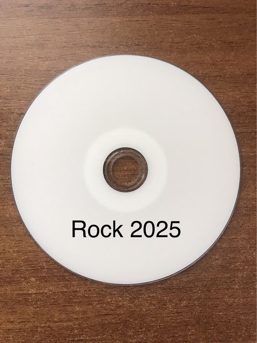 Последние альбомы рок-музыки 2025 г. на DVD в MP3 формате.