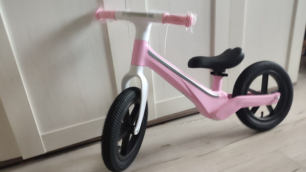 Lekki Rowerek Biegowy Go Active – Idealny na Start!