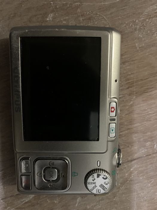 Продам фотоапарат олімпус!