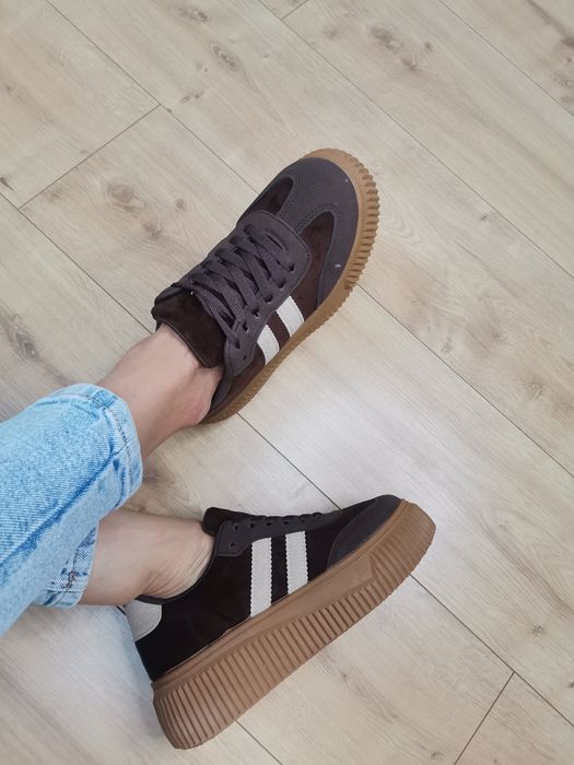Śliczne sneakersy buty sportowe sporty platforma r.40