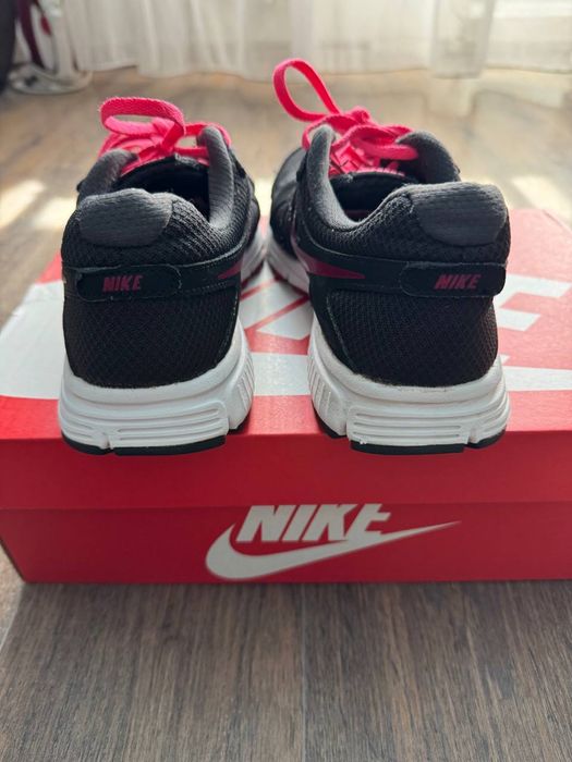 Продам Кросівки  Nike оригінал