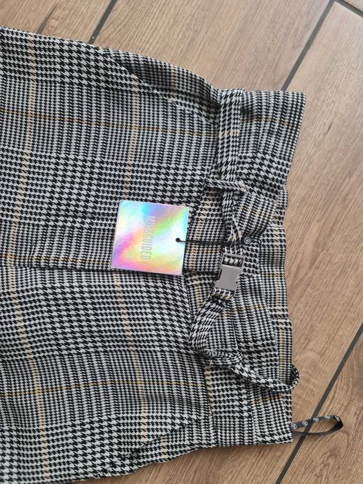 Spodnie Missguided  36. Na wysoką osobę