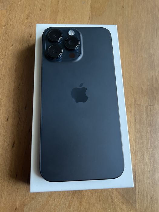 iPhone 15 Pro Max 1000 GB black titanium bateria 100%