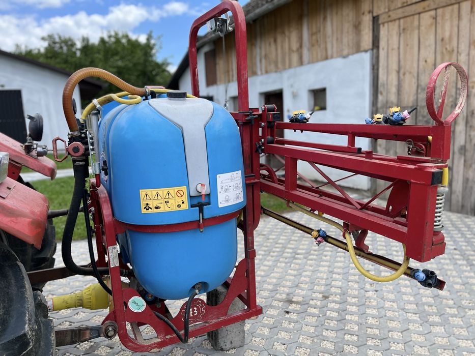 Opryskiwacz polowy zawieszany P340 – 400 L / 12 m – 2013 – Stan BDB