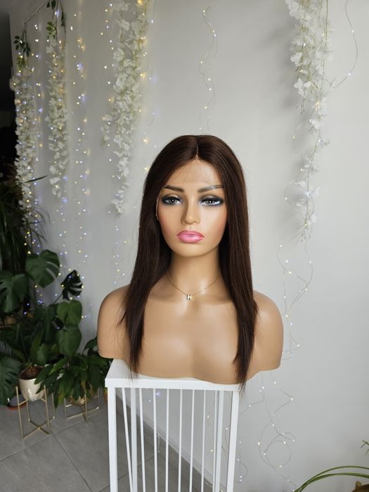 Peruka z włosów naturalnych Megan naturalny brąz naturalna gęstość