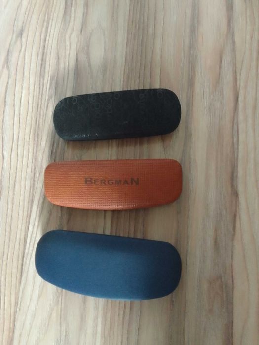 Sprzedam etui do okularów