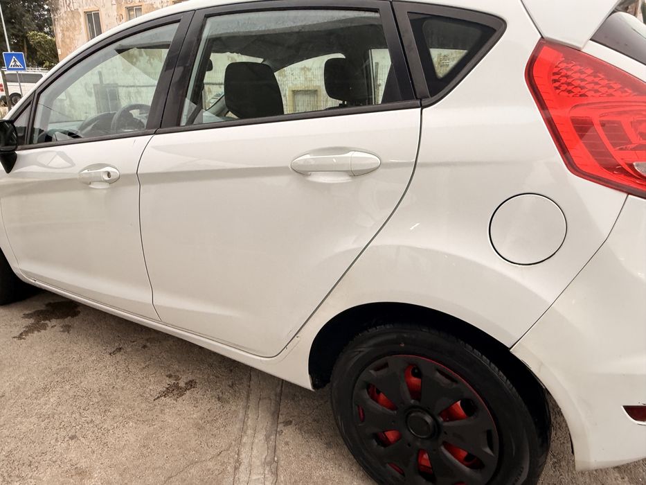 Ford fiesta econetic 2010 1,6 gasoleo
