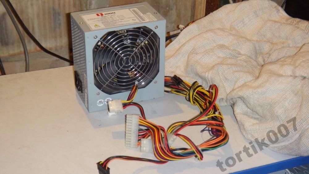 Блок питания ATX для компьютера