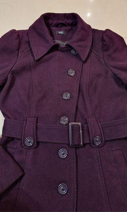 Piękny płaszczyk r. M